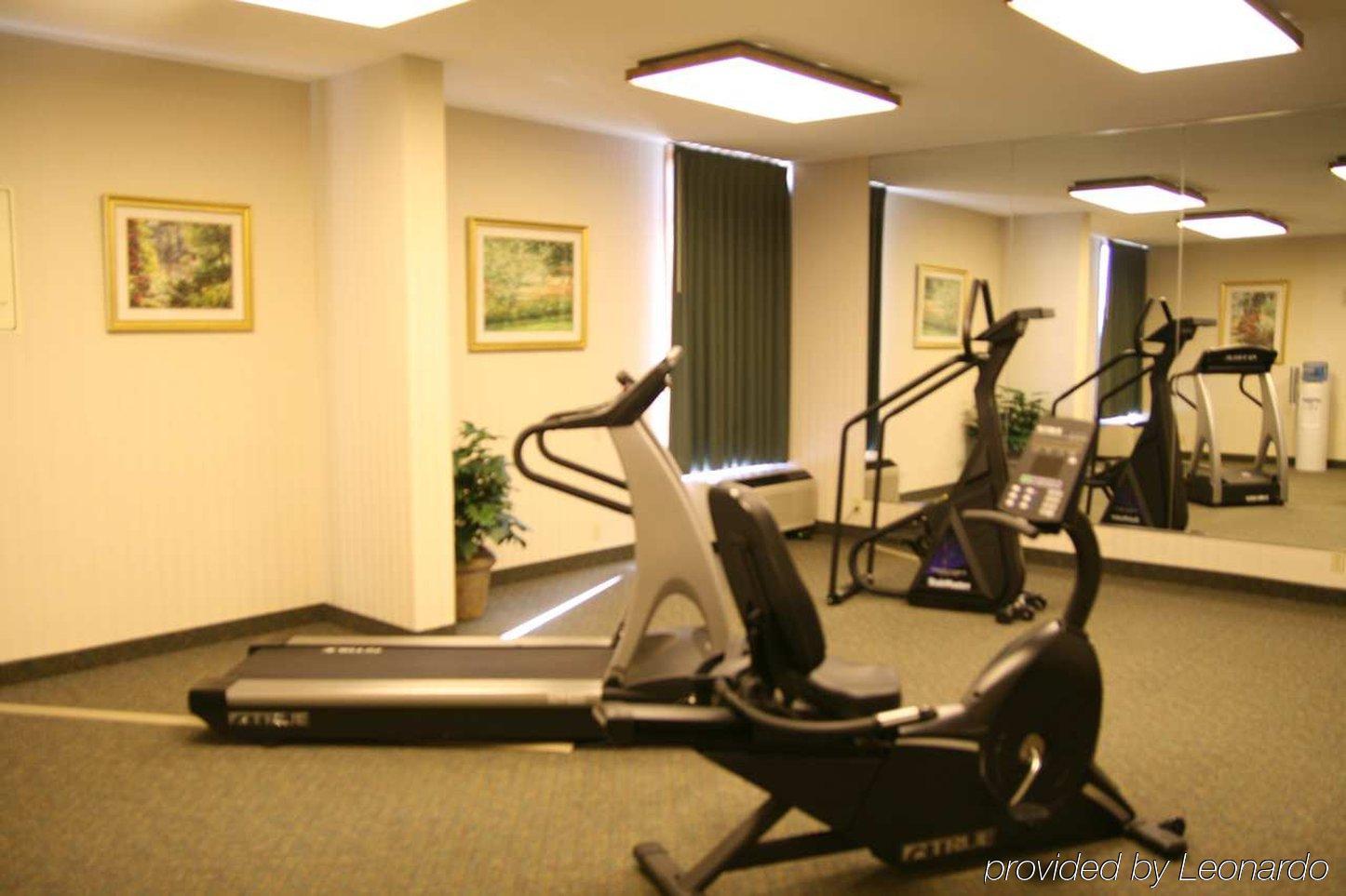 Hotel Pear Tree West 2*